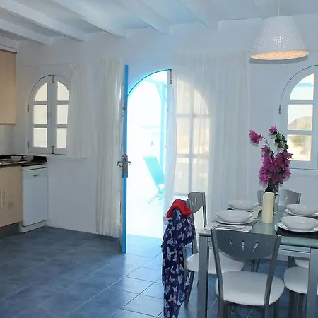 Villa Dalia Villa *